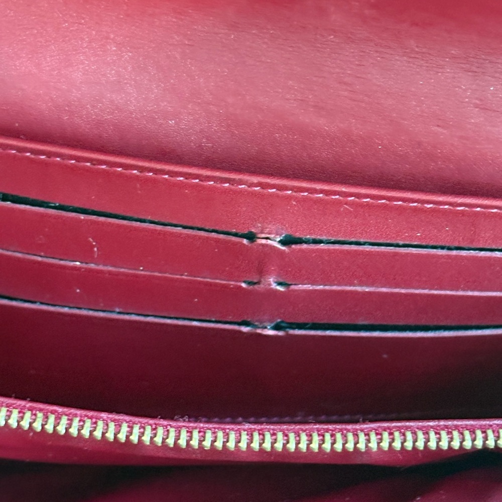 Louis Vuitton Red Wallet - Picture 8 of 13